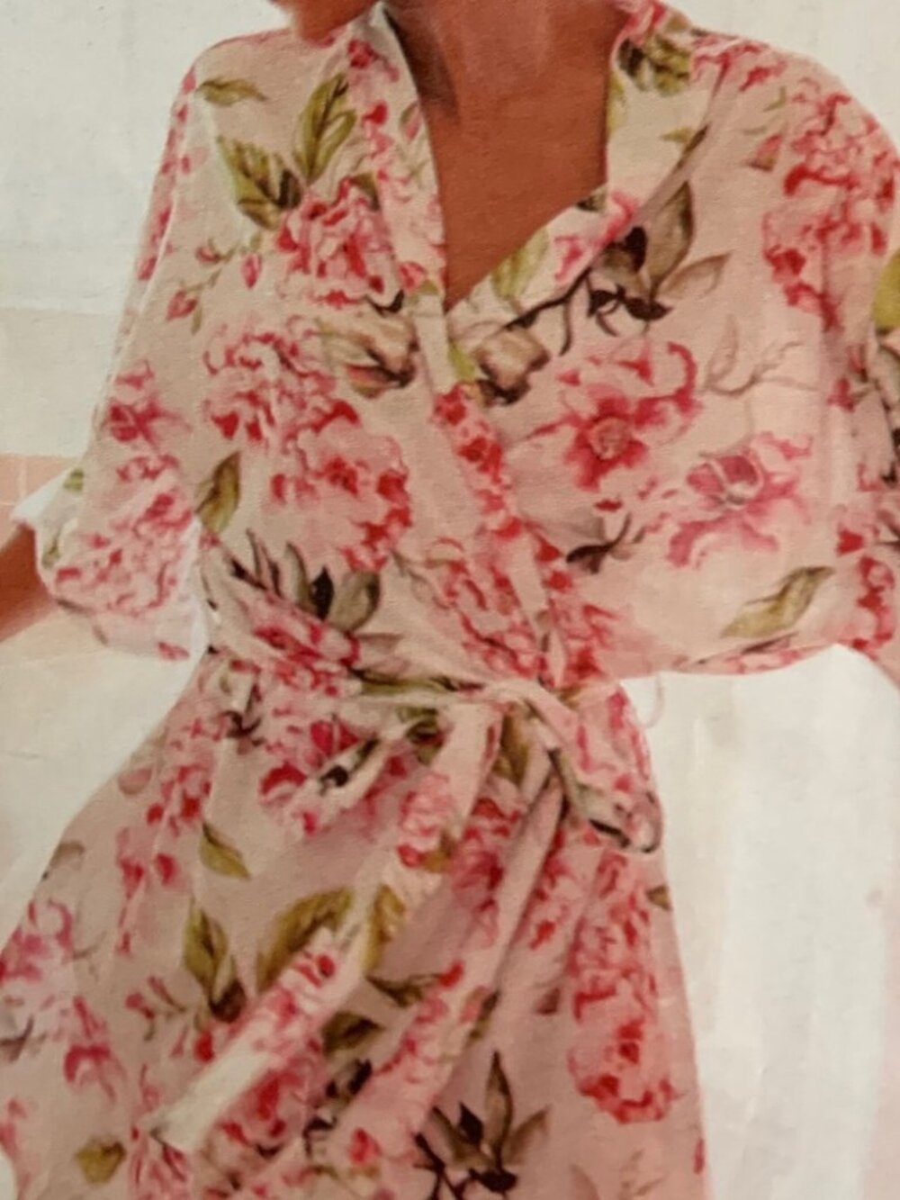 SHOW ME YOUR MUMU Brie Robe in Garden of Blooms NWT